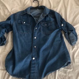 A jean button down shirt! With cute buttons!